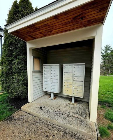 13 Junction Lane 13, Hamilton, MA 01982