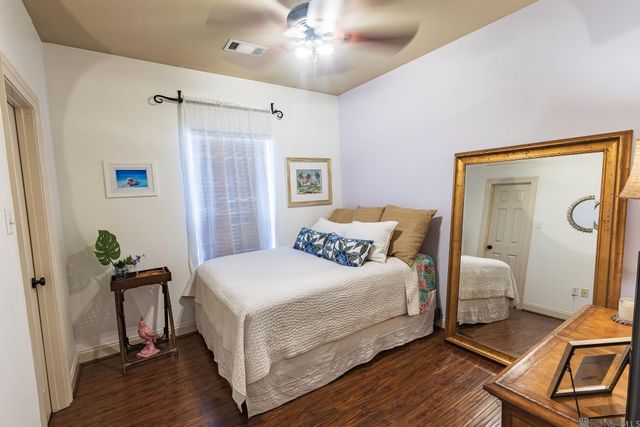 3101 Nicholson Lake Dr, Baton Rouge, LA 70810