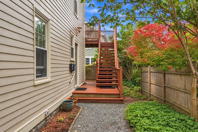 43 Hawkes Street 3, Marblehead, MA 01945