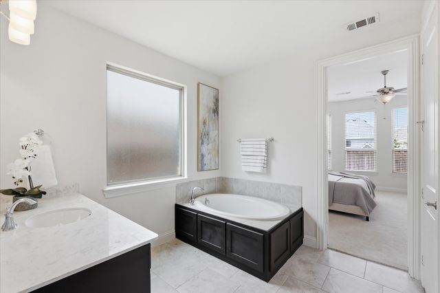 3858 Wind Cave Bend, Irving, TX 75063