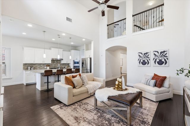 3858 Wind Cave Bend, Irving, TX 75063