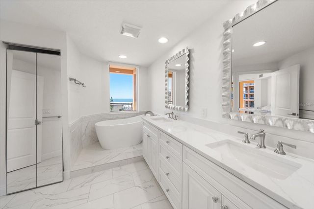 521 MANDALAY AVENUE 701, Clearwater Beach, FL 33767