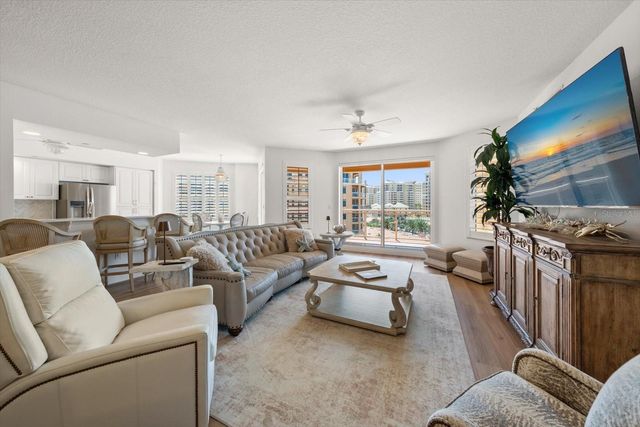 521 MANDALAY AVENUE 701, Clearwater Beach, FL 33767