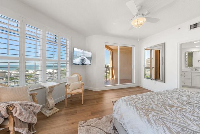 521 MANDALAY AVENUE 701, Clearwater Beach, FL 33767