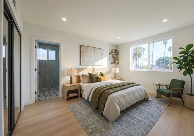 2012 Dunsmuir Avenue B, Los Angeles, CA 90016