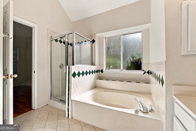 10870 Willow Meadow Circle, Alpharetta, GA 30022