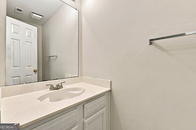 10870 Willow Meadow Circle, Alpharetta, GA 30022