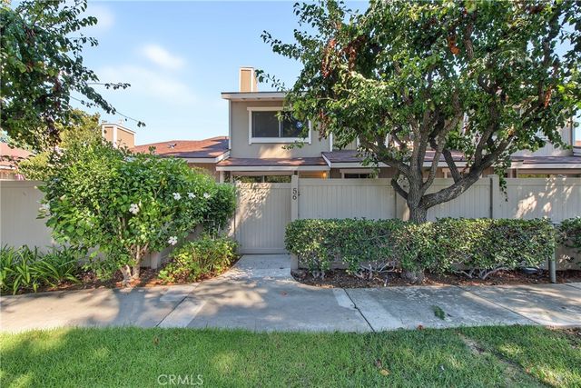 3160 E Palm 56, Fullerton, CA 92831
