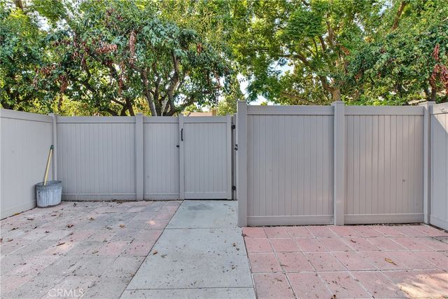 3160 E Palm 56, Fullerton, CA 92831