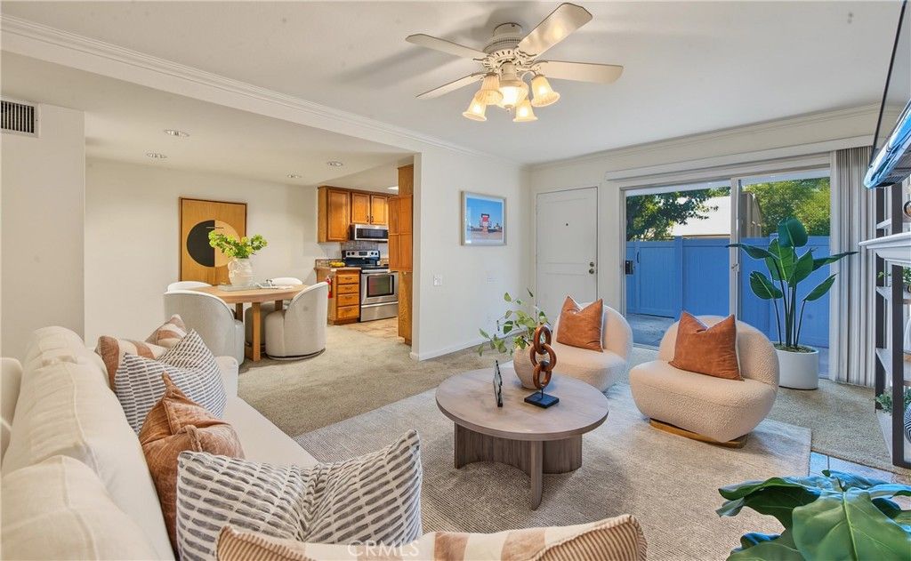 3160 E Palm 56, Fullerton, CA 92831
