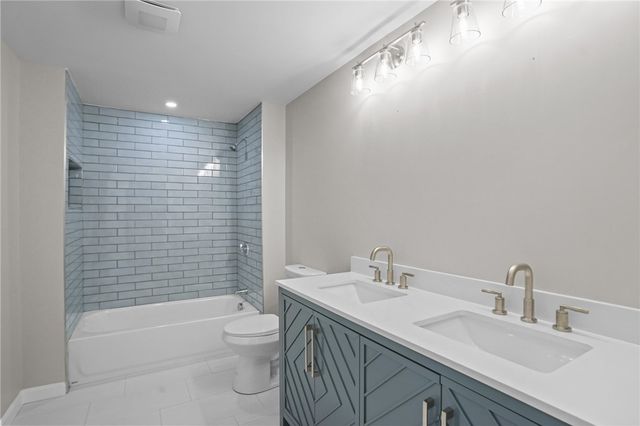 62 Bishop Hill Road, Johnston, RI 02919