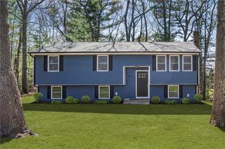 62 Bishop Hill Road, Johnston, RI 02919