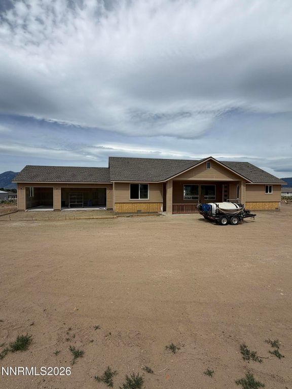 2754 E Valley Road, Minden, NV 89423