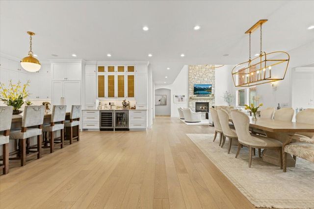 52960 Trailwood Drive, South Lyon, MI 48178