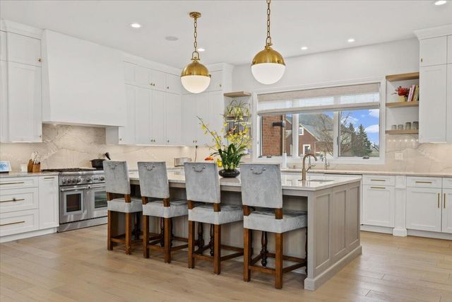 52960 Trailwood Drive, South Lyon, MI 48178