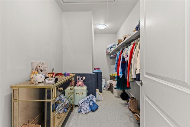 52960 Trailwood Drive, South Lyon, MI 48178