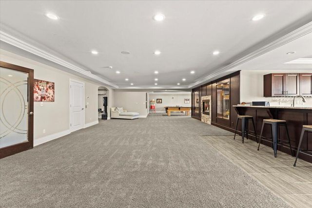 52960 Trailwood Drive, South Lyon, MI 48178