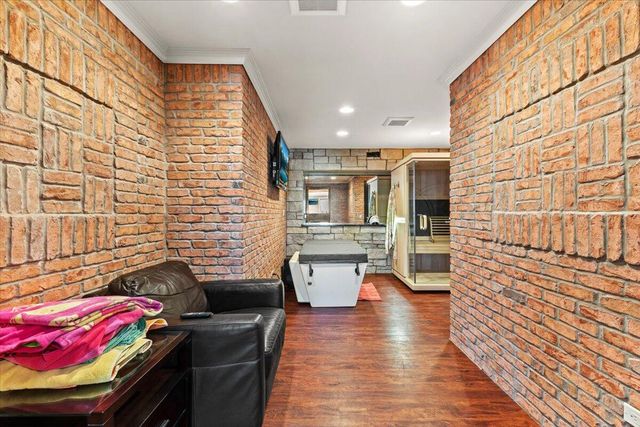 52960 Trailwood Drive, South Lyon, MI 48178