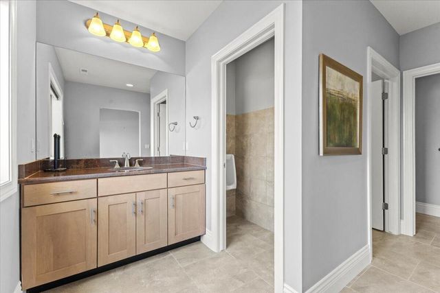 52960 Trailwood Drive, South Lyon, MI 48178