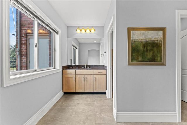 52960 Trailwood Drive, South Lyon, MI 48178