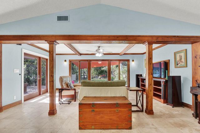 1110 Kriss Lane, Jupiter, FL 33458