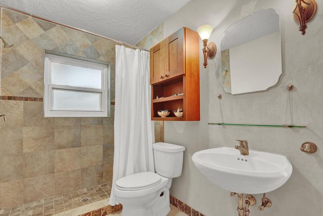 1110 Kriss Lane, Jupiter, FL 33458