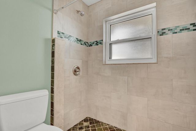 1110 Kriss Lane, Jupiter, FL 33458