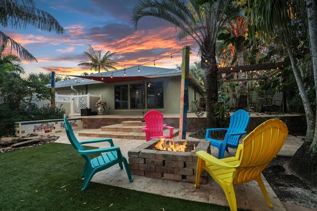 1110 Kriss Lane, Jupiter, FL 33458