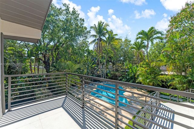 7920 SW 132nd St, Pinecrest, FL 33156