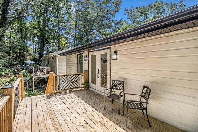 2537 Baker NW Road, Atlanta, GA 30318