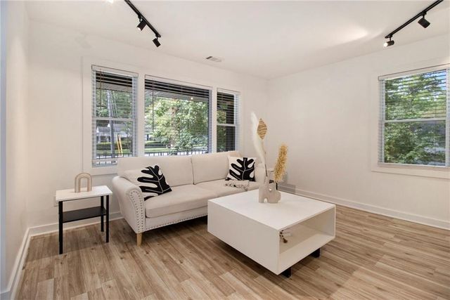 2537 Baker NW Road, Atlanta, GA 30318