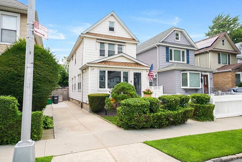 33-28 155th Street, Flushing, NY 11354