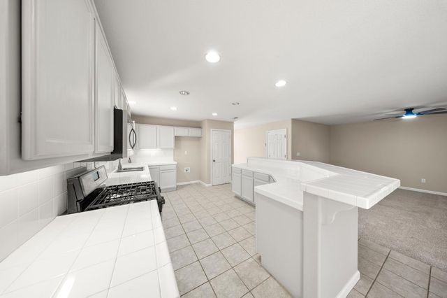 2005 Floral Ct, Modesto, CA 95356