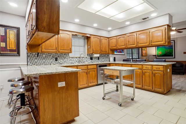 220 Toler Drive, Mesquite, TX 75149