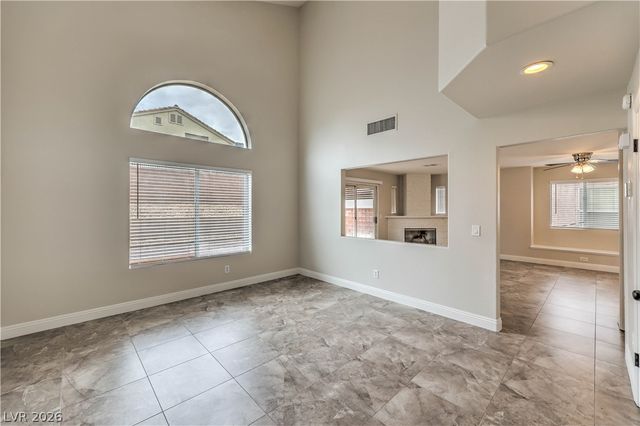 1801 Villa Vista Way, Las Vegas, NV 89128