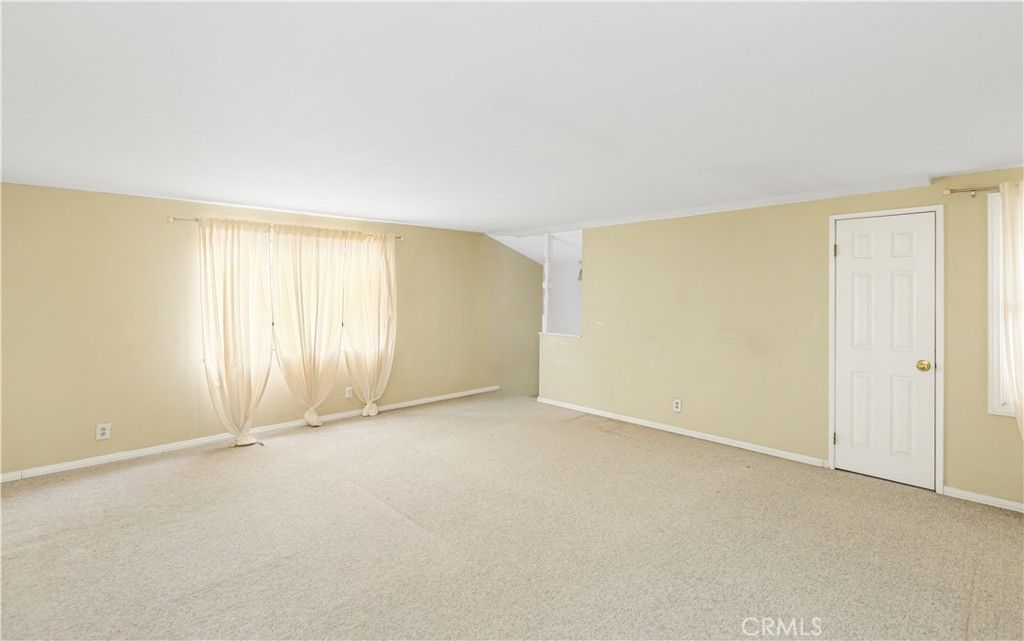 Image 6 of property listing at 16799 Daisy Avenue, Fountain Valley, CA 92708