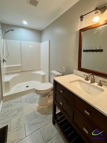 425 Rogers Avenue, Macon, GA 31204