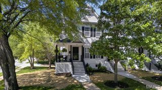 297 McCullough Avenue A, Kirkwood, MO 63122