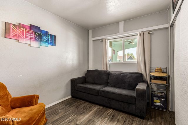 5639 W MEADOWBROOK Avenue, Phoenix, AZ 85031