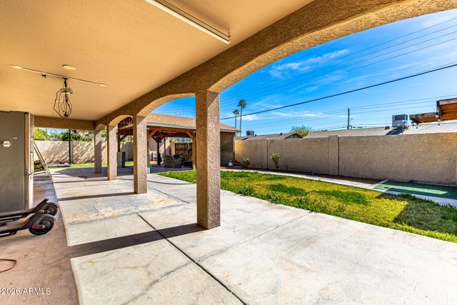 5639 W MEADOWBROOK Avenue, Phoenix, AZ 85031