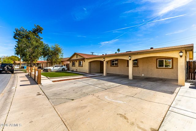 5639 W MEADOWBROOK Avenue, Phoenix, AZ 85031