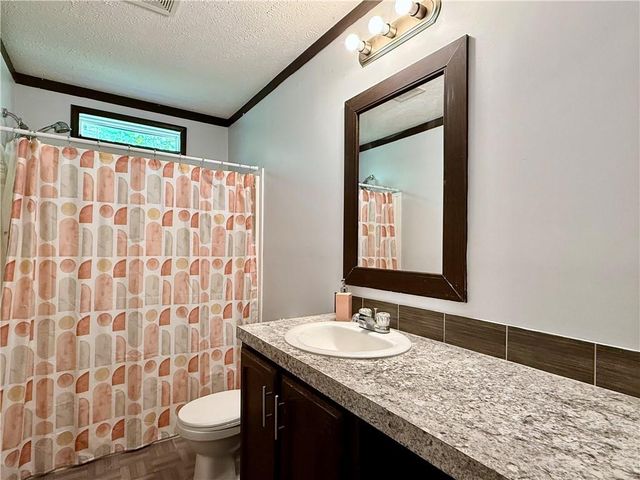 1048 Robin Hood Drive, Murrayville, GA 30564