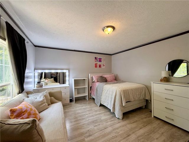 1048 Robin Hood Drive, Murrayville, GA 30564