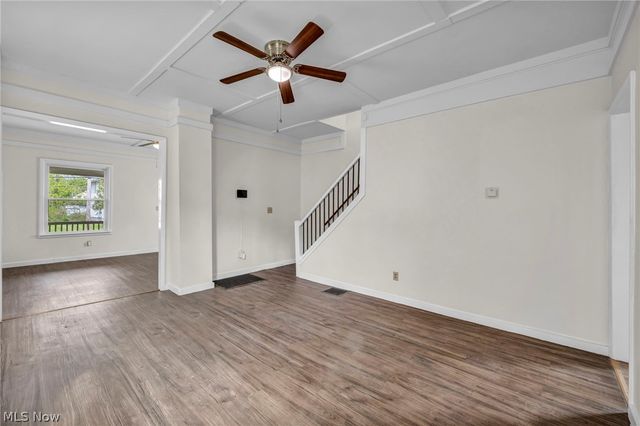 1023 W Washington Avenue, Lorain, OH 44052