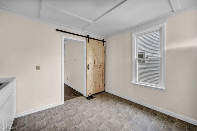 1023 W Washington Avenue, Lorain, OH 44052