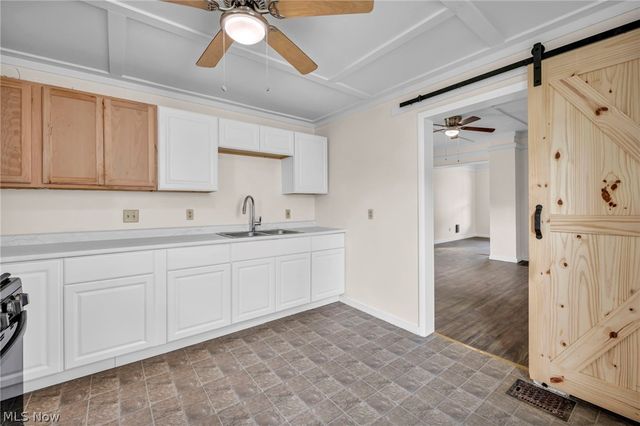 1023 W Washington Avenue, Lorain, OH 44052