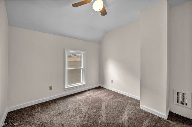 1023 W Washington Avenue, Lorain, OH 44052