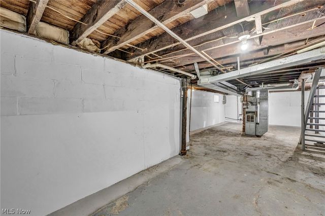 1023 W Washington Avenue, Lorain, OH 44052