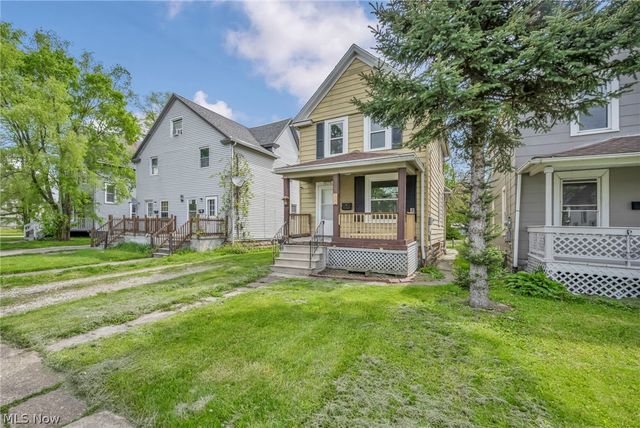 1023 W Washington Avenue, Lorain, OH 44052