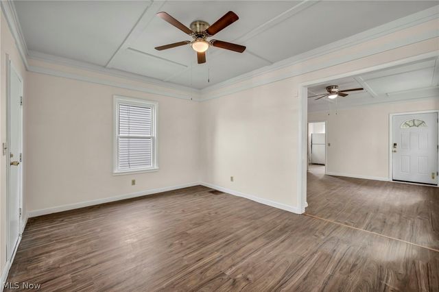 1023 W Washington Avenue, Lorain, OH 44052